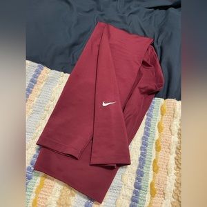 Burgundy Nike leggings